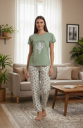 Yeşil Kaktüs Desenli Kısa Kollu Pamuklu Pijama Takımı